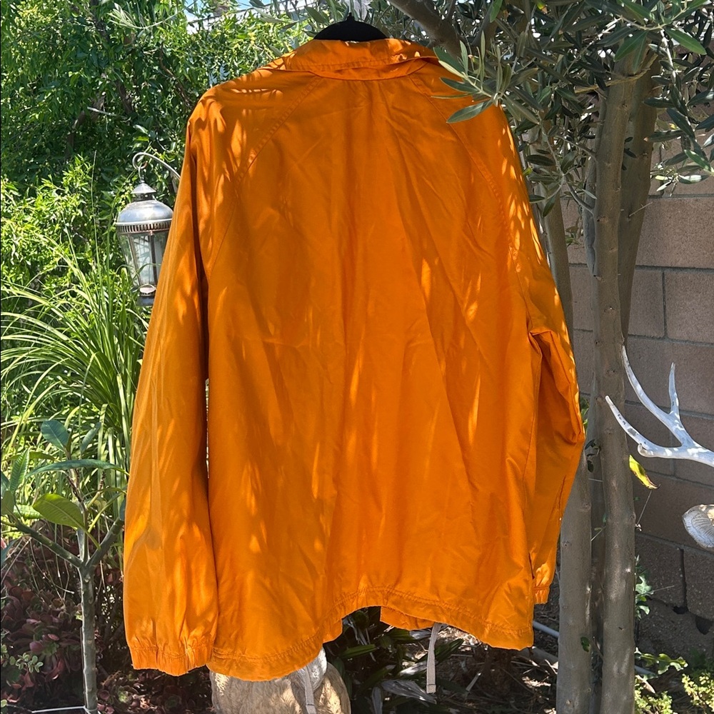 Nike Men’s Bright Orange Lightweight Windbreaker Jacket - Picture 2 of 7